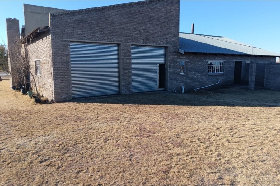 4 Bedroom Property for Sale in Oranjeville Free State